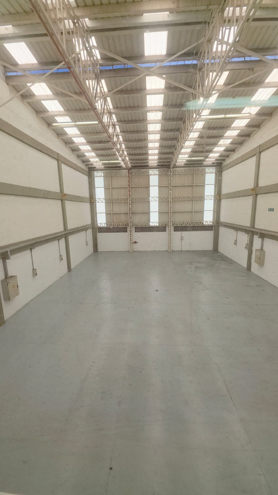 SE ARRIENDA BODEGA EN ZONA FRANCA SANTA MARTA MAGDALENA