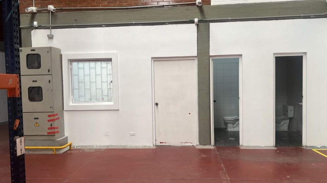 BODEGA EN ARRIENDO – ENGATIVÁ