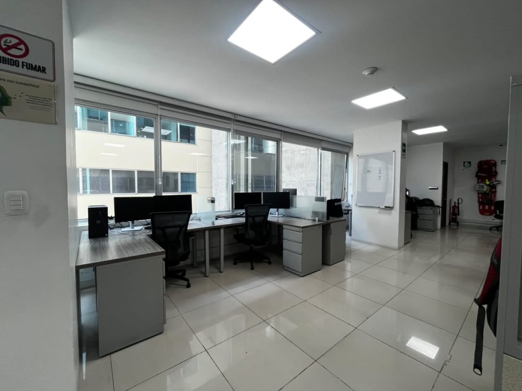 Oficina en Arriendo
