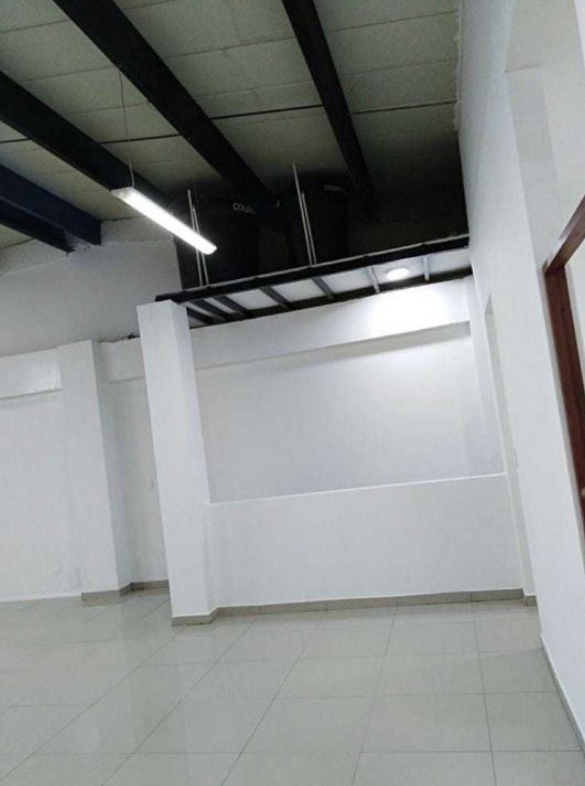 BODEGA EN ARRIENDO – PRADO VERANIEGO