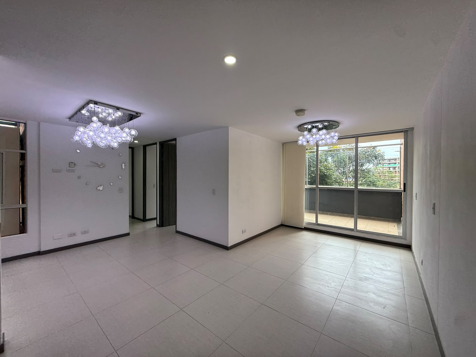 Cómodo Apartaestudio Amoblado para Arriendo en La America, Medellín