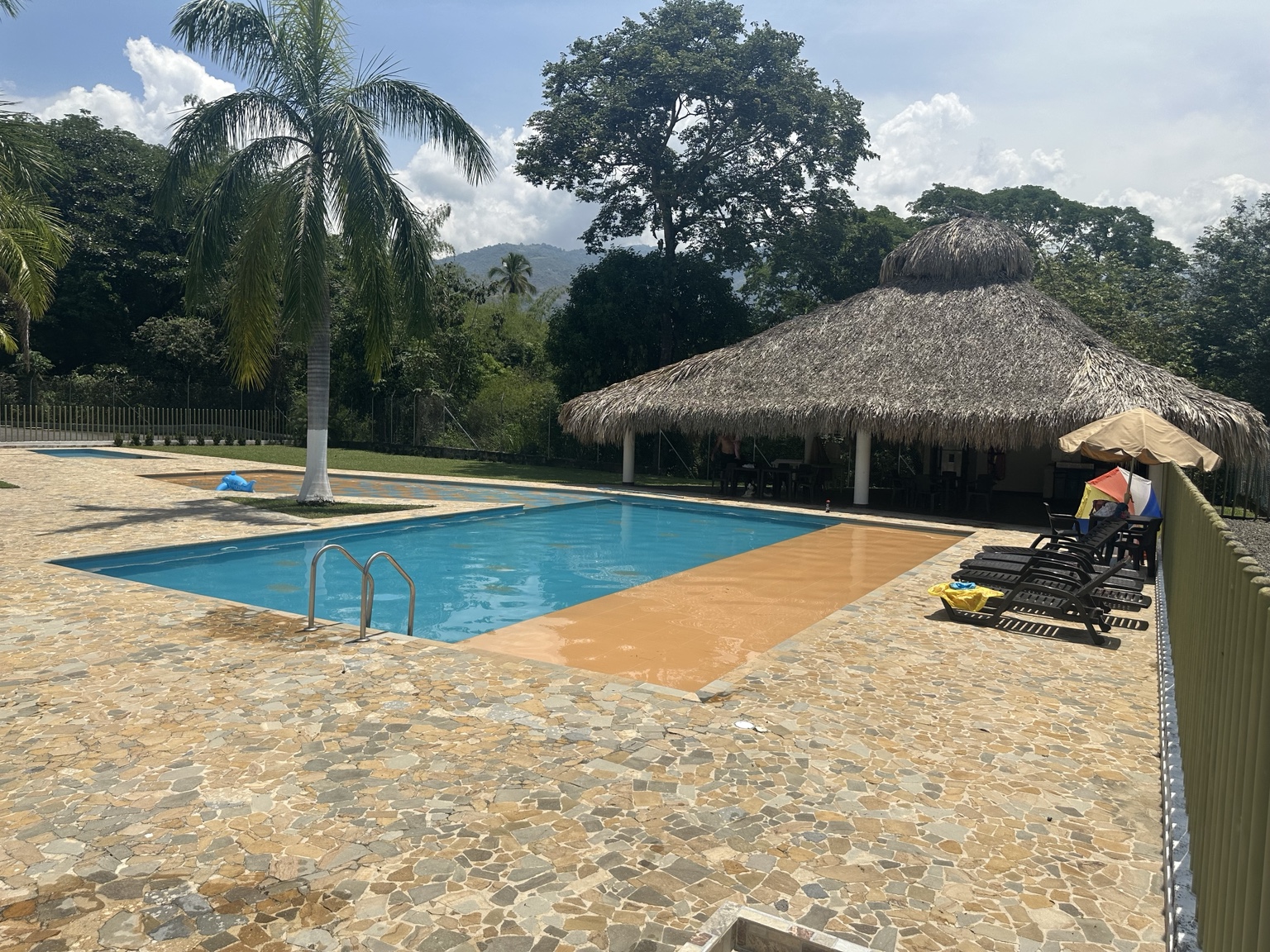 Arriendo por meses casa Campestre amoblada Sopetran