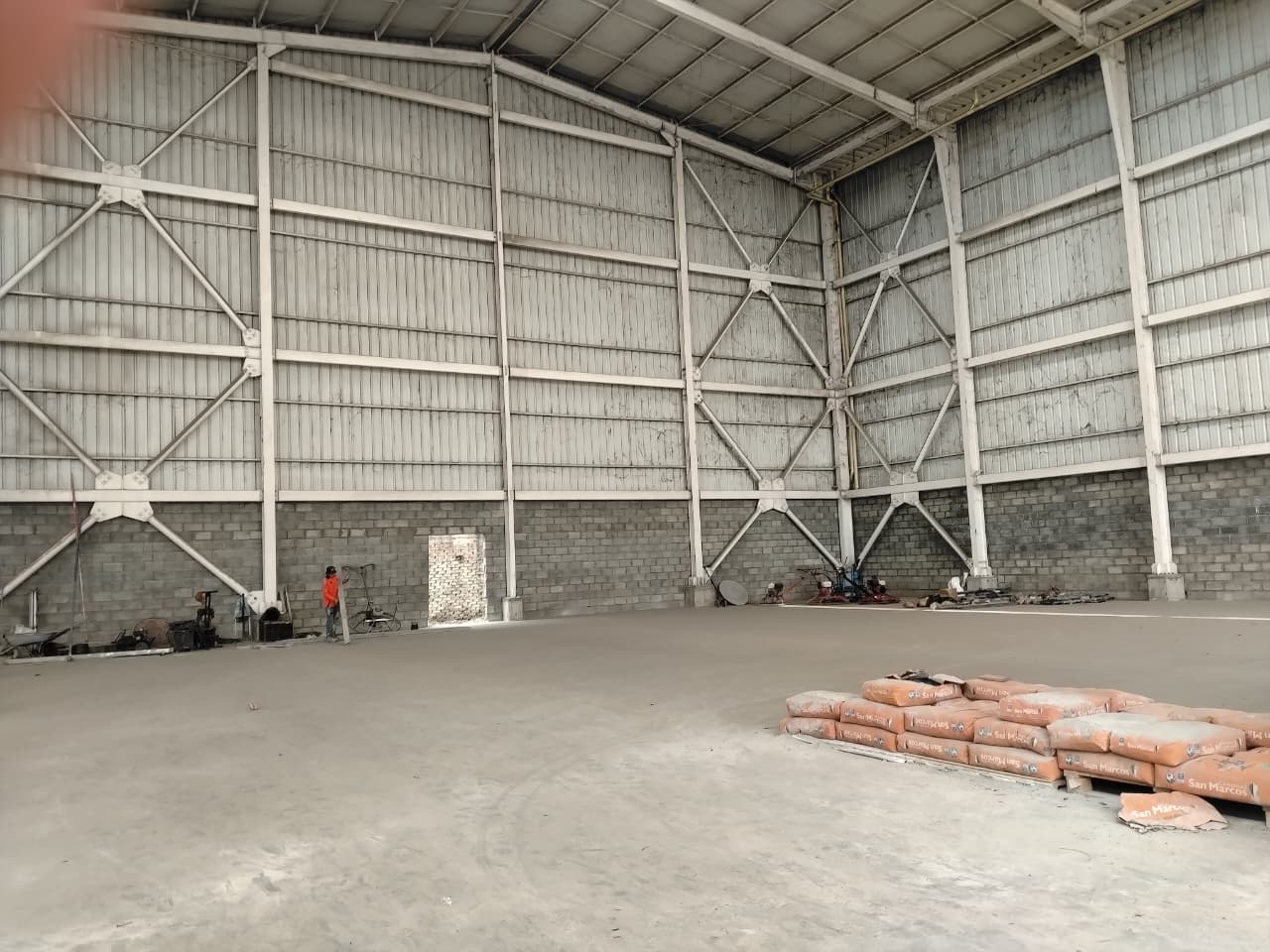 ALQUILO BODEGA SAMECO