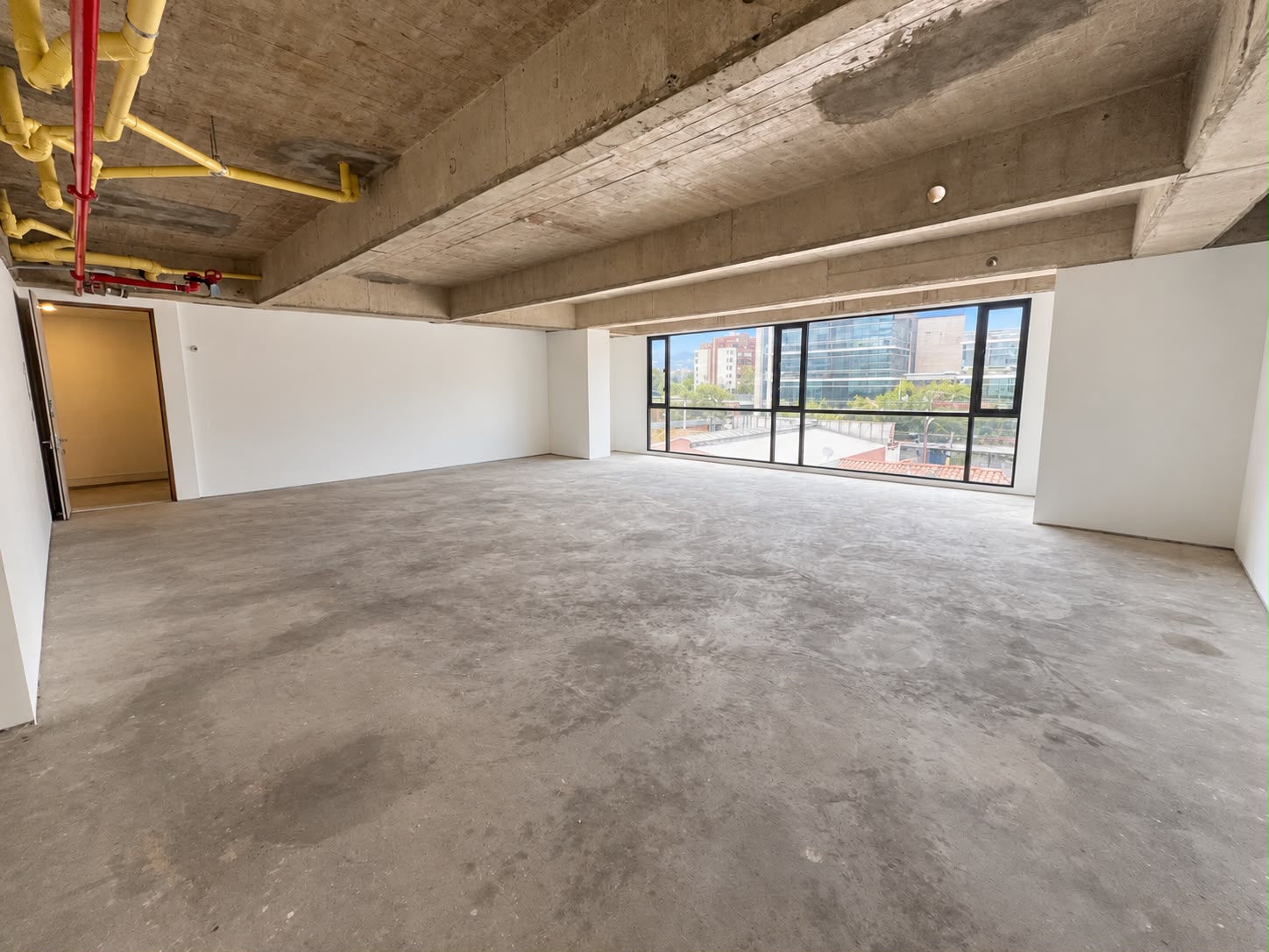 APARTAMENTO AMOBLADO EN CLUB HOUSE