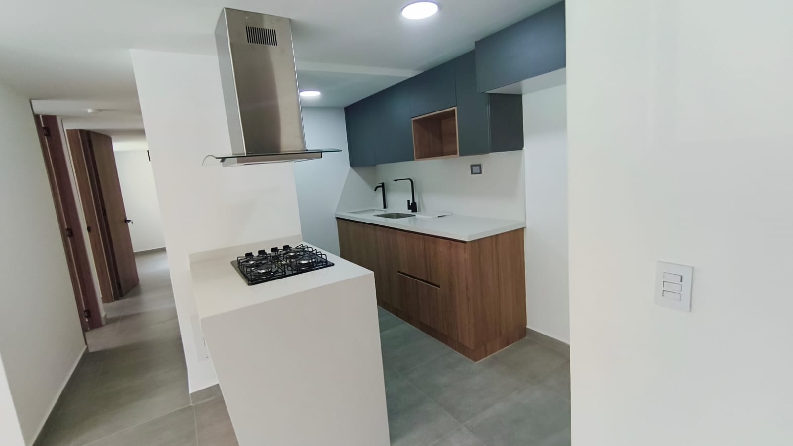 ARRIENDO DE APARTAMENTO EN TEJELO, MEDELLÍN