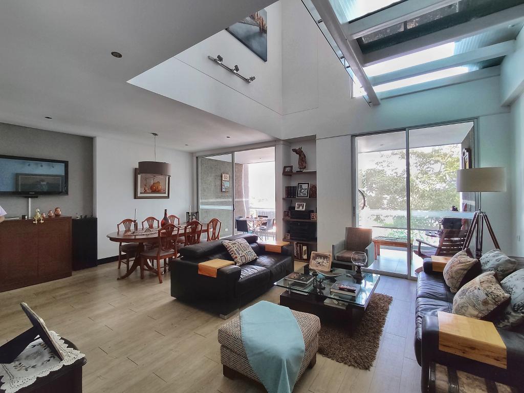 Apartamento en Arriendo