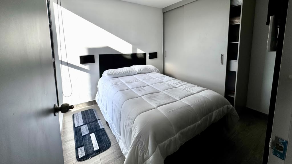APARTAMENTO AMOBLADO EN RIO NEGRO