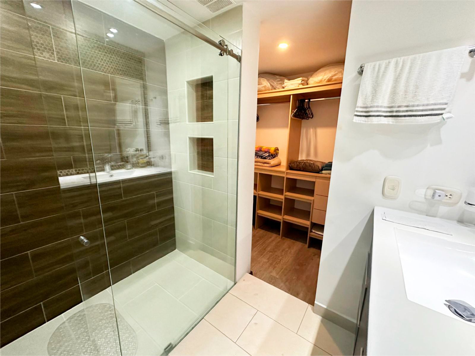 Apartamento Moderno en Sabaneta San José