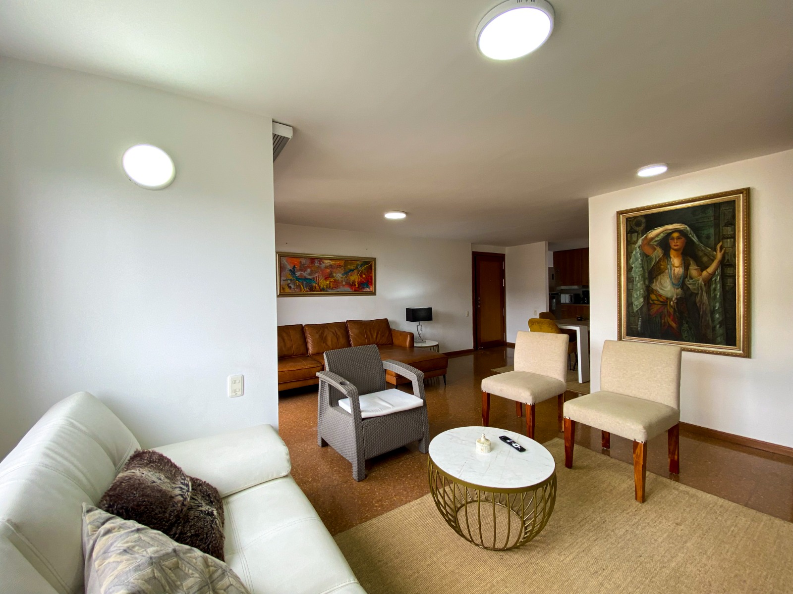 Apartamento Amoblado en El Poblado, Vizcaya