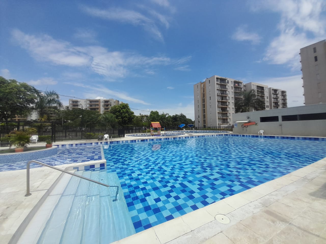 APARTAMENTO EN ARRIENDO ZIPAQUIRA SALINAS 2