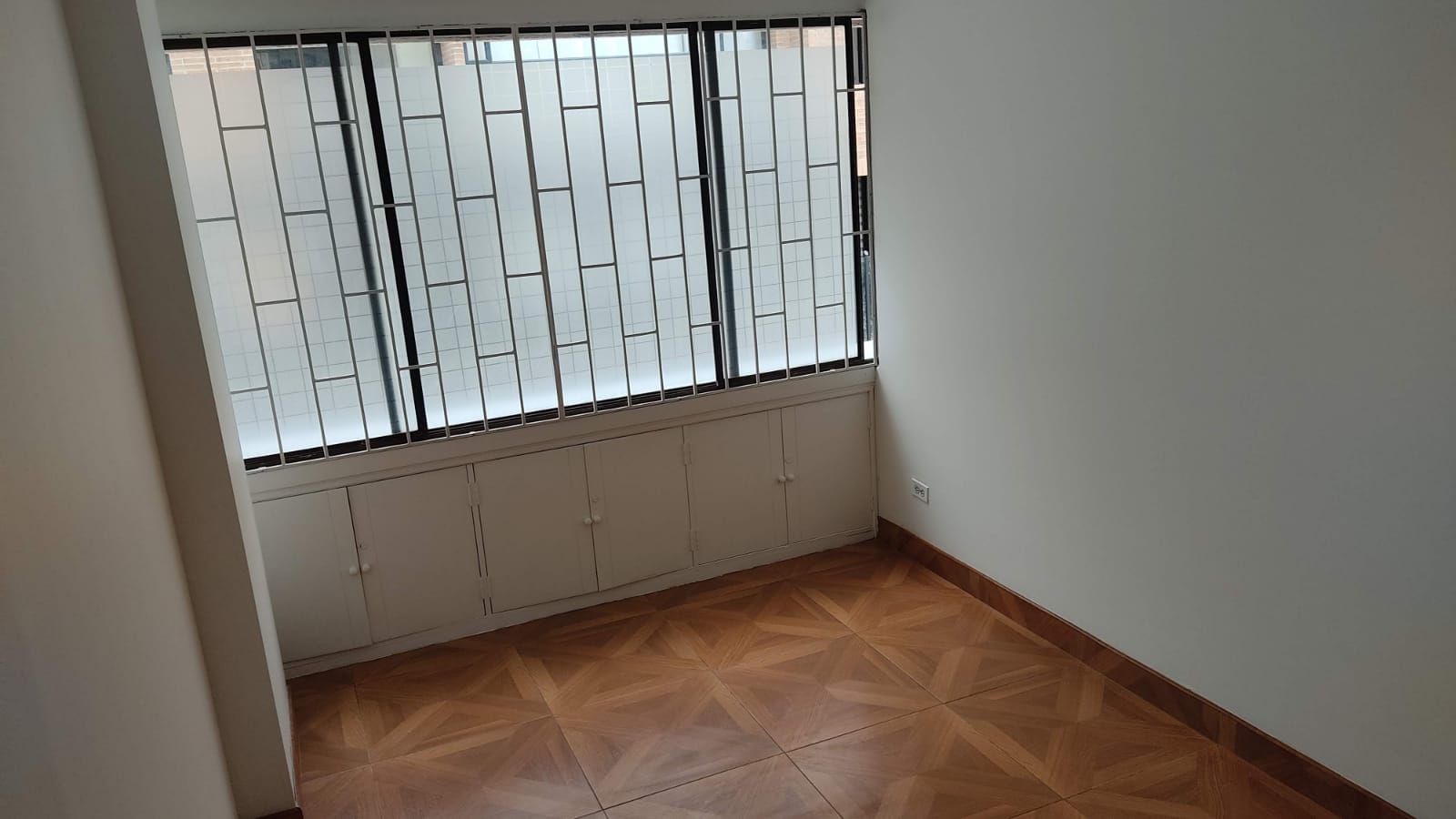 OFICINA EN ARRIENDO EDIFICIO FRANCICENTRO AVENIDA 15 CON 104