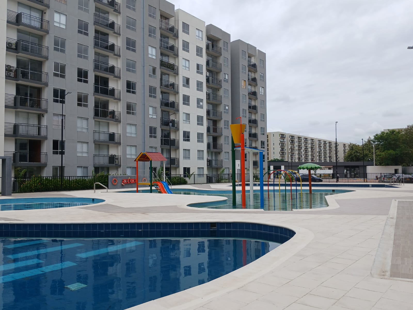 APARTAMENTO EN ARRIENDO O VENTA CONJUNTO PALMA AZUL RICAURTE C/MARCA