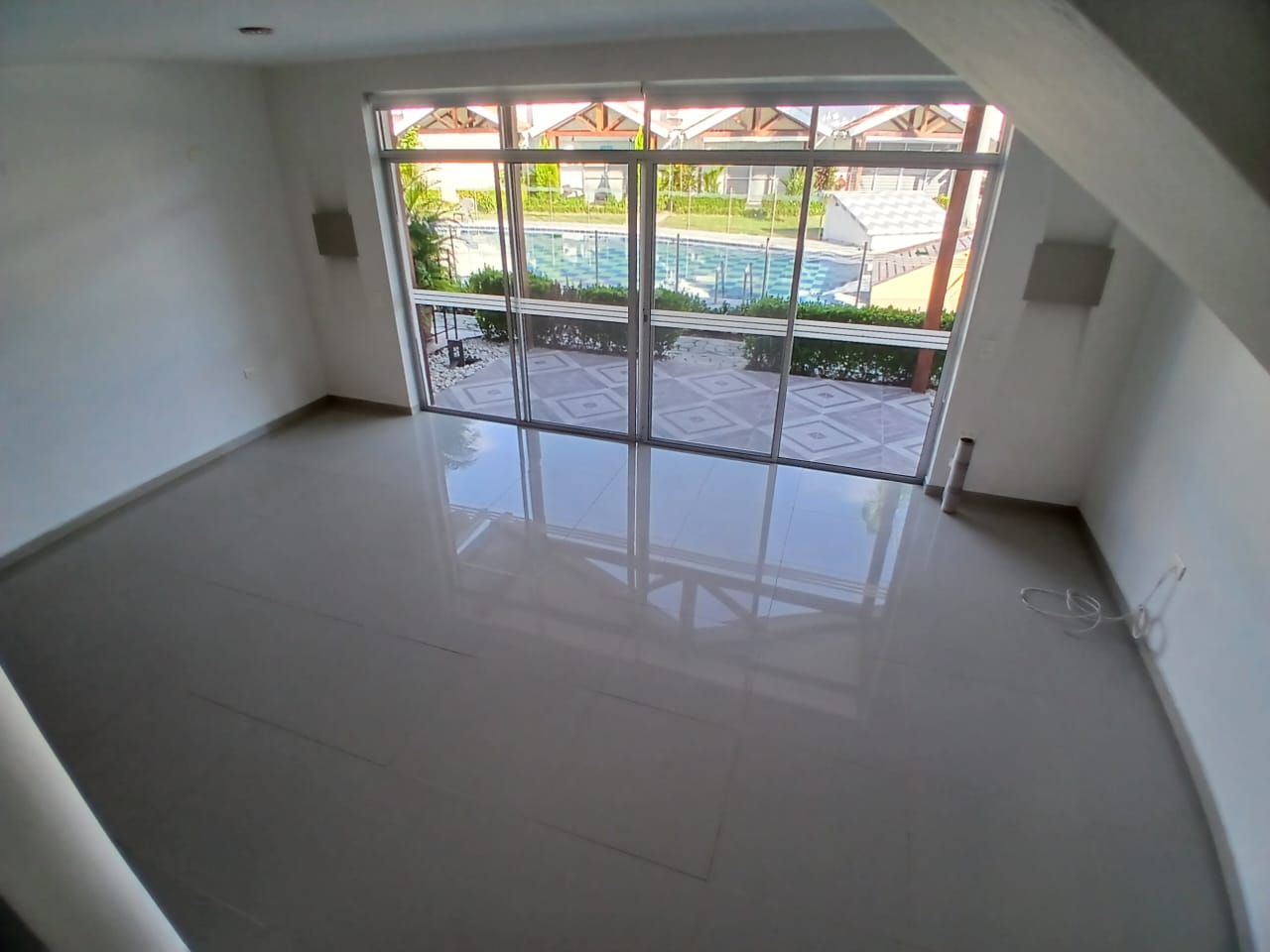 CASA EN ARRIENDO CONDOMINIO MADEIRA GIRARDOT CUNDINAMARCA