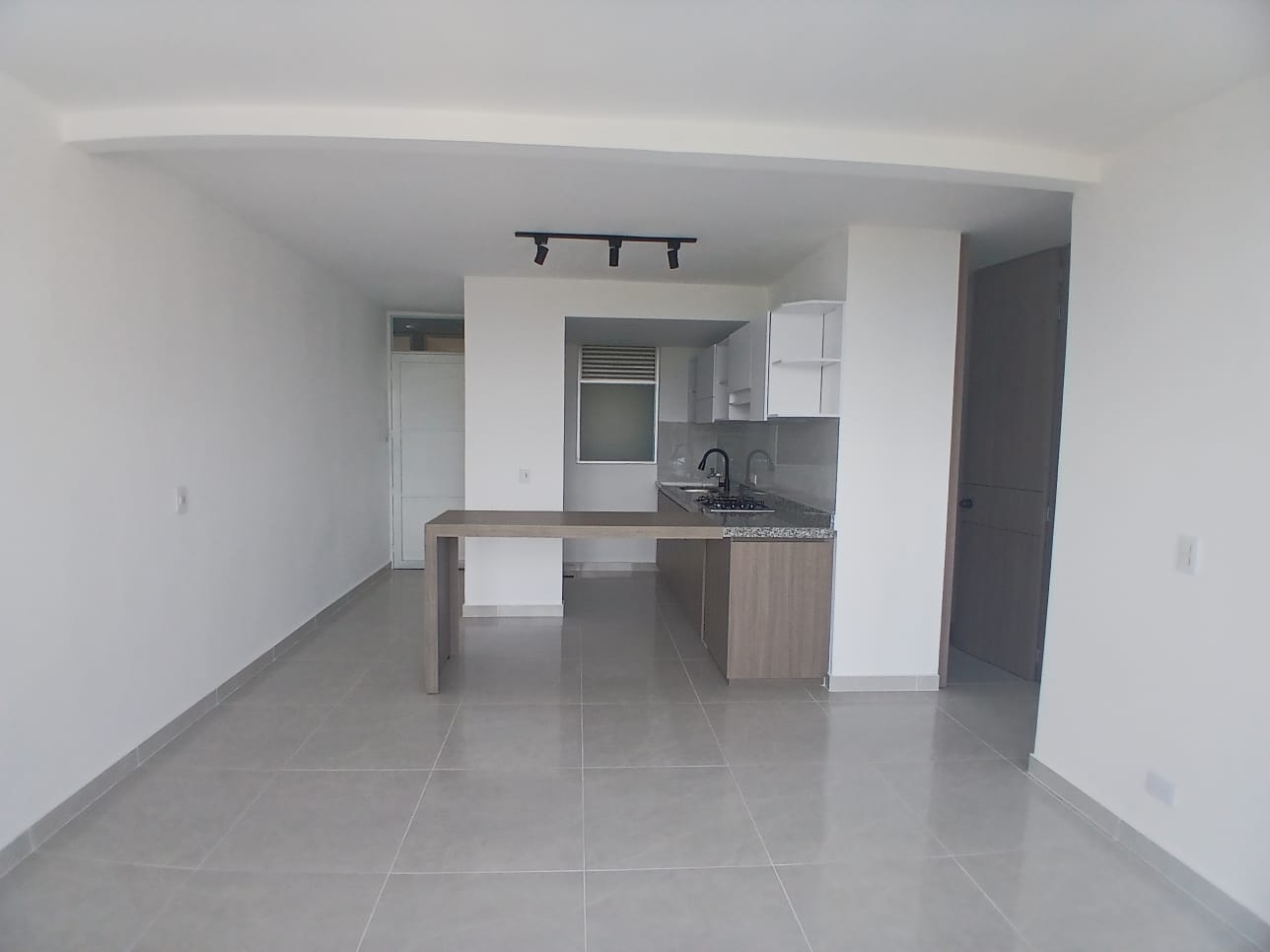 APARTAMENTO PARA ESTRENAR ARRAYANES DE PEÑALISA RICAURTE C/MARCA