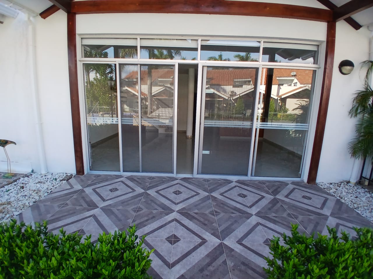 CASA EN ARRIENDO CONDOMINIO MADEIRA GIRARDOT CUNDINAMARCA