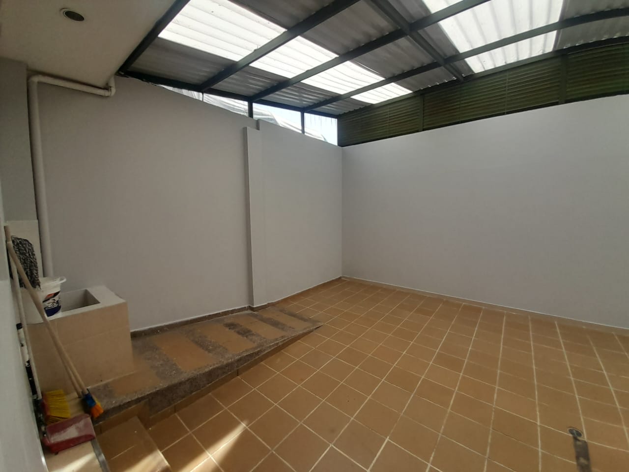 ARRIENDO LOCAL COMERCIAL EN MODELIA SOBRE LA CRR 75. BOGOTA, D.C.