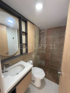 6aa8130fbb5e7.jpg