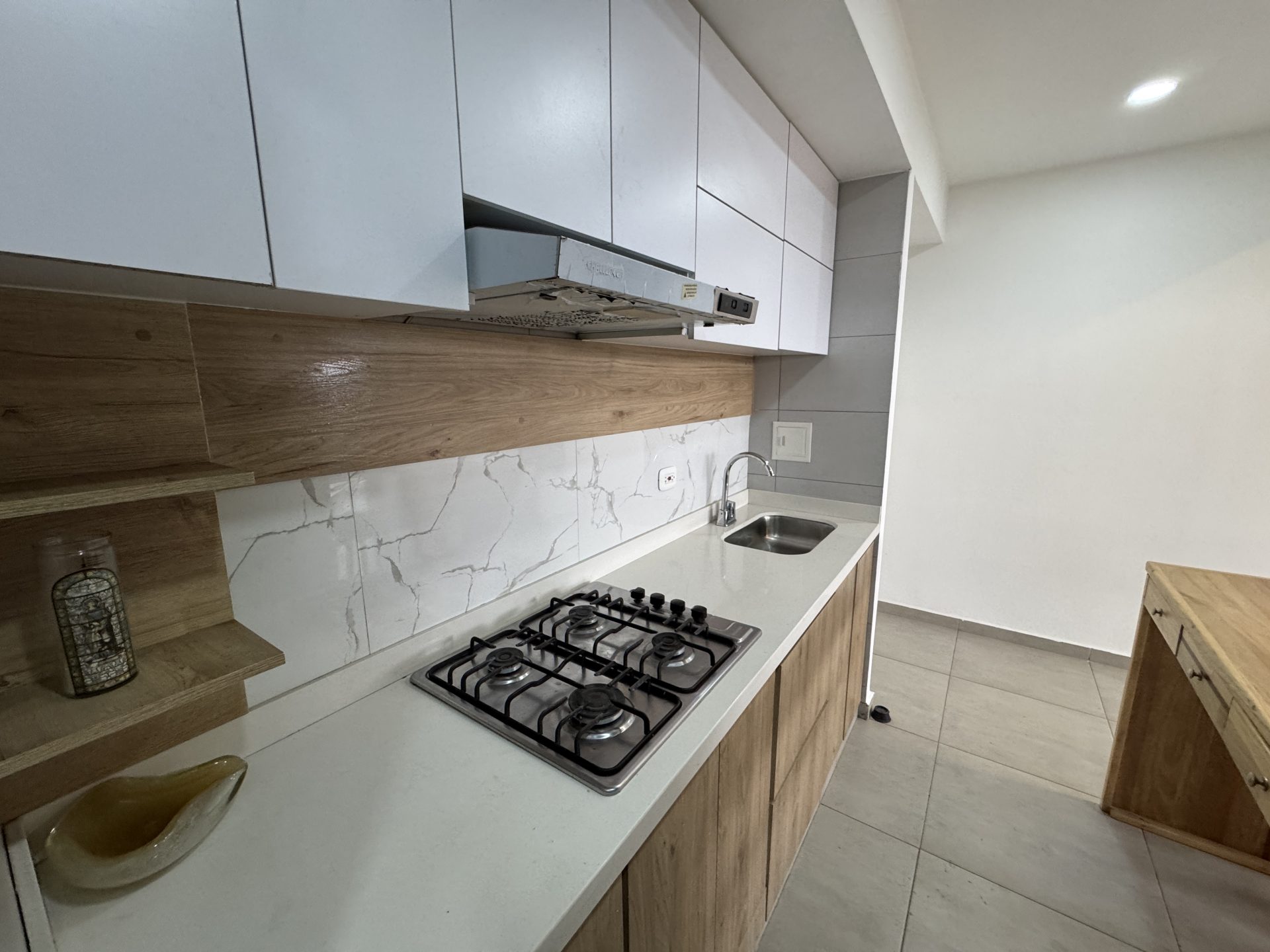 APARTAMENTO EN VENTA O ARRIENDO PUERTO AZUL RICAURTE C/MARCA