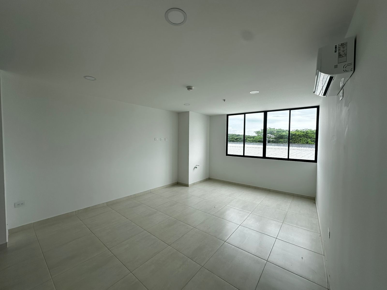 ARRIENDO CONSULTORIOS EN CERRITOS