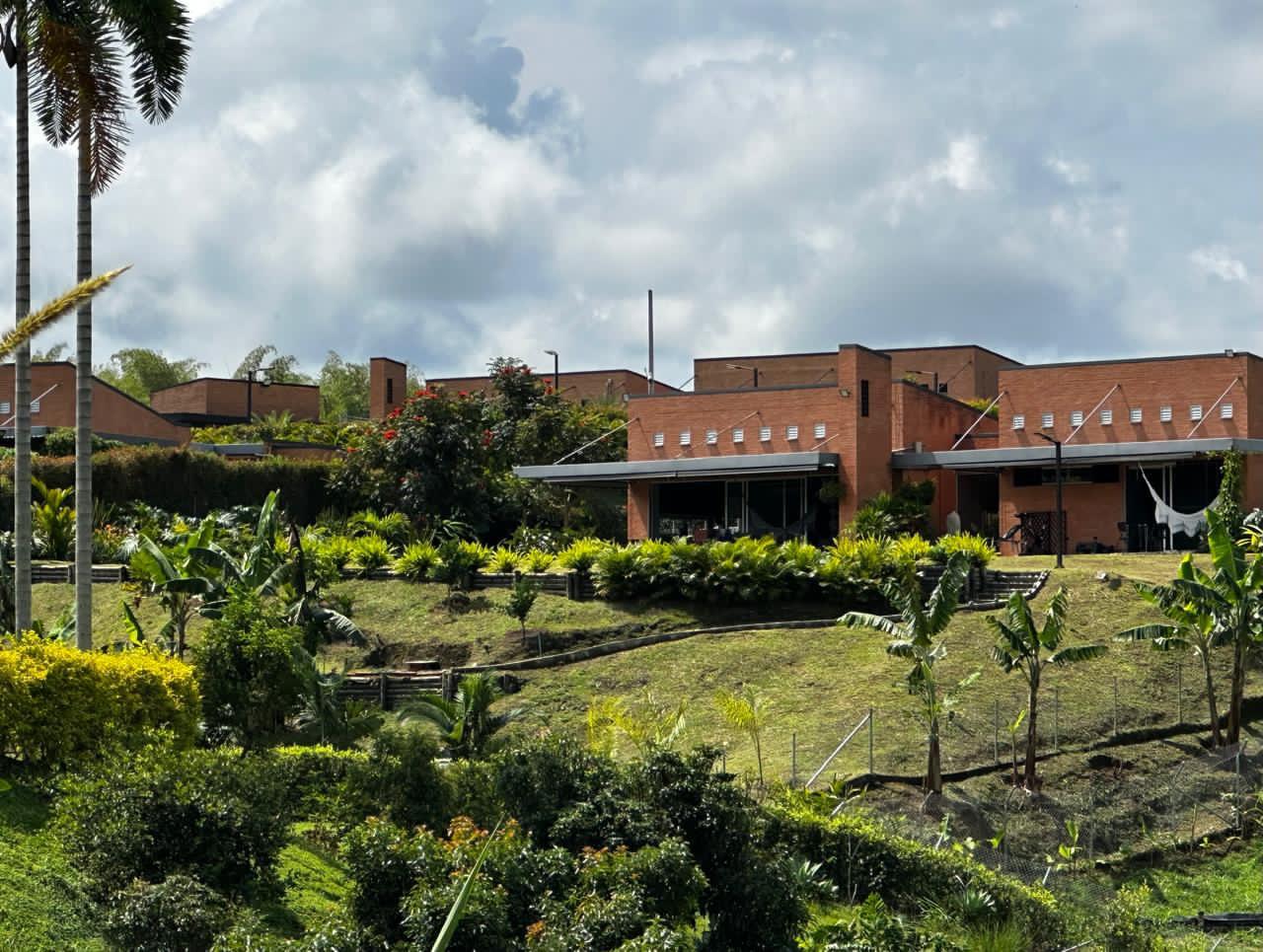 Rento hermosa y amplia Casa Campestre