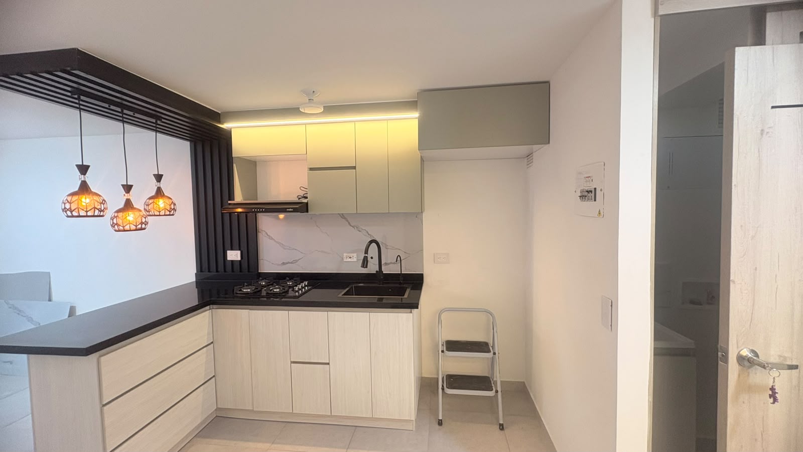 ARRIENDO LOCAL GUAYACANES MANIZALES | 35MTS2