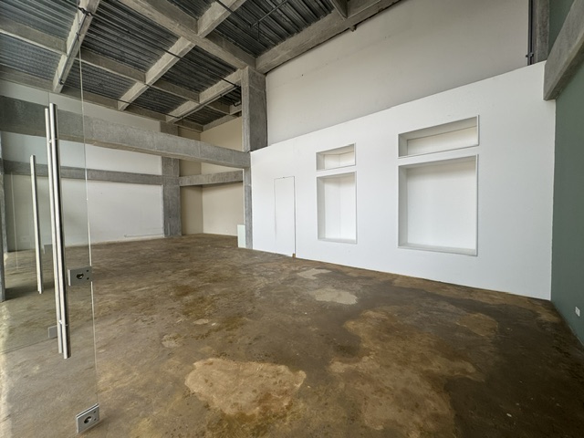 Arriendo local en Sabana Park en Cajica excelente ubicación
