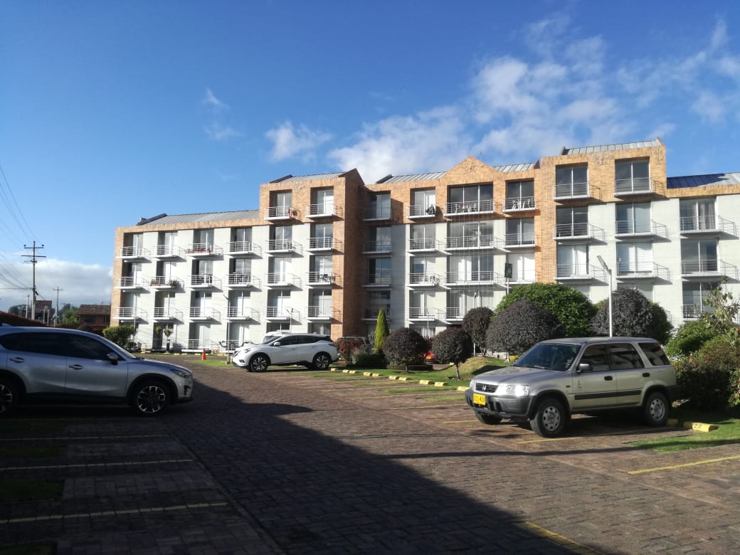 Arriendo oficina en Ofichia