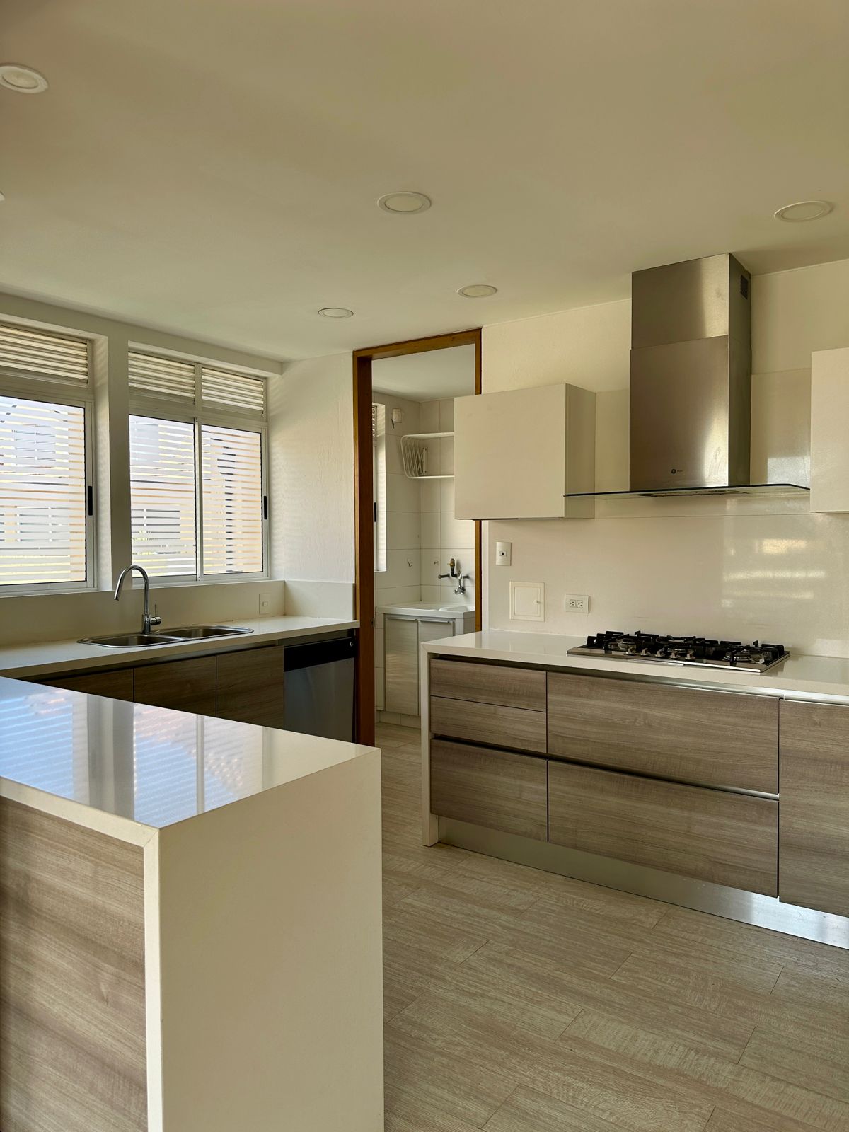 Arriendo Casona en Conjunto Santa Ana Chia
