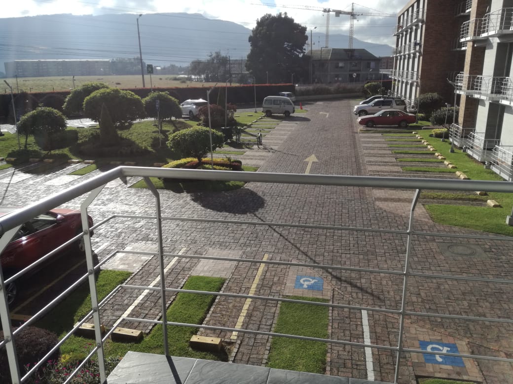 Arriendo oficina en Ofichia