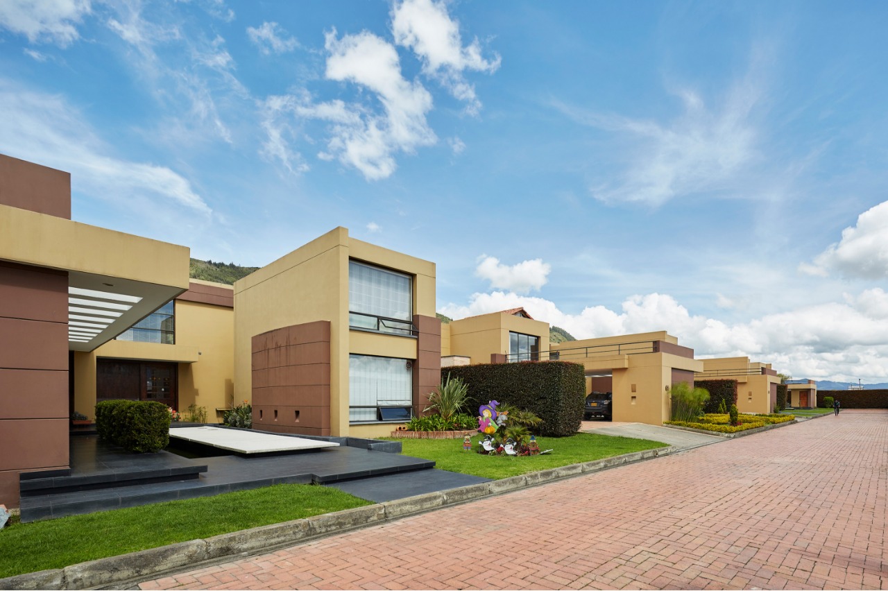 Arriendo casa Kalamary Chia
