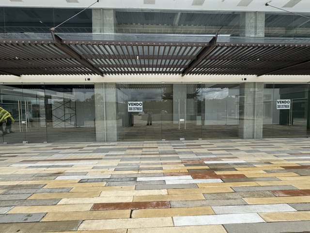 Arriendo local en Sabana Park en Cajica excelente ubicación