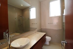 Apto Chicó Reservado: 300m2, balcón, 3 o 4 cuartos, 4.5 baños y 4 parqueaderos