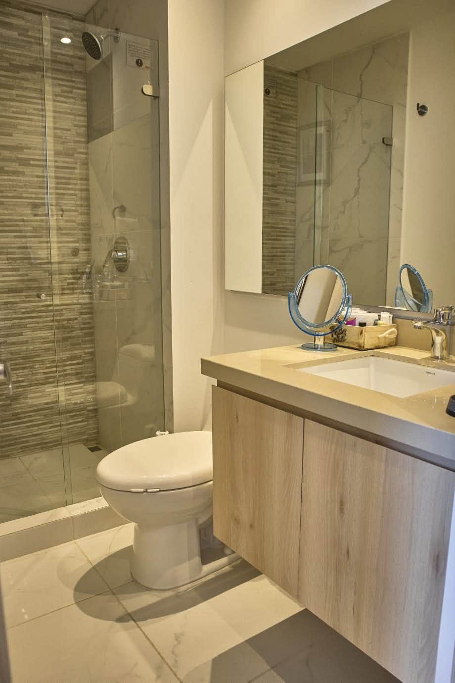 ARRIENDO APTO ESTUDIO AMOBLADO CHICÓ NORTE -5-