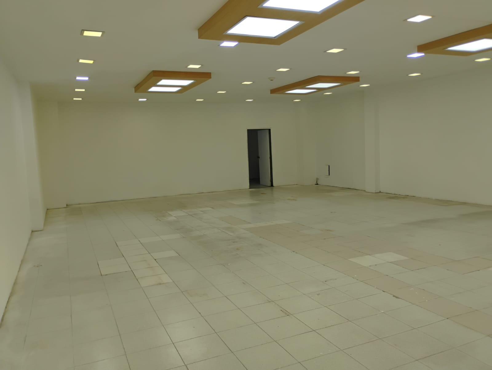 ALQUILO LOCAL COMERCIAL AVENIDA SEXTA CALI