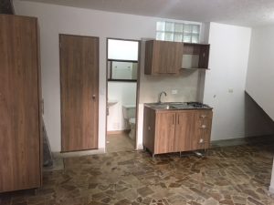 Se arrienda apartaestudios con servicios incluidos en prados del norte