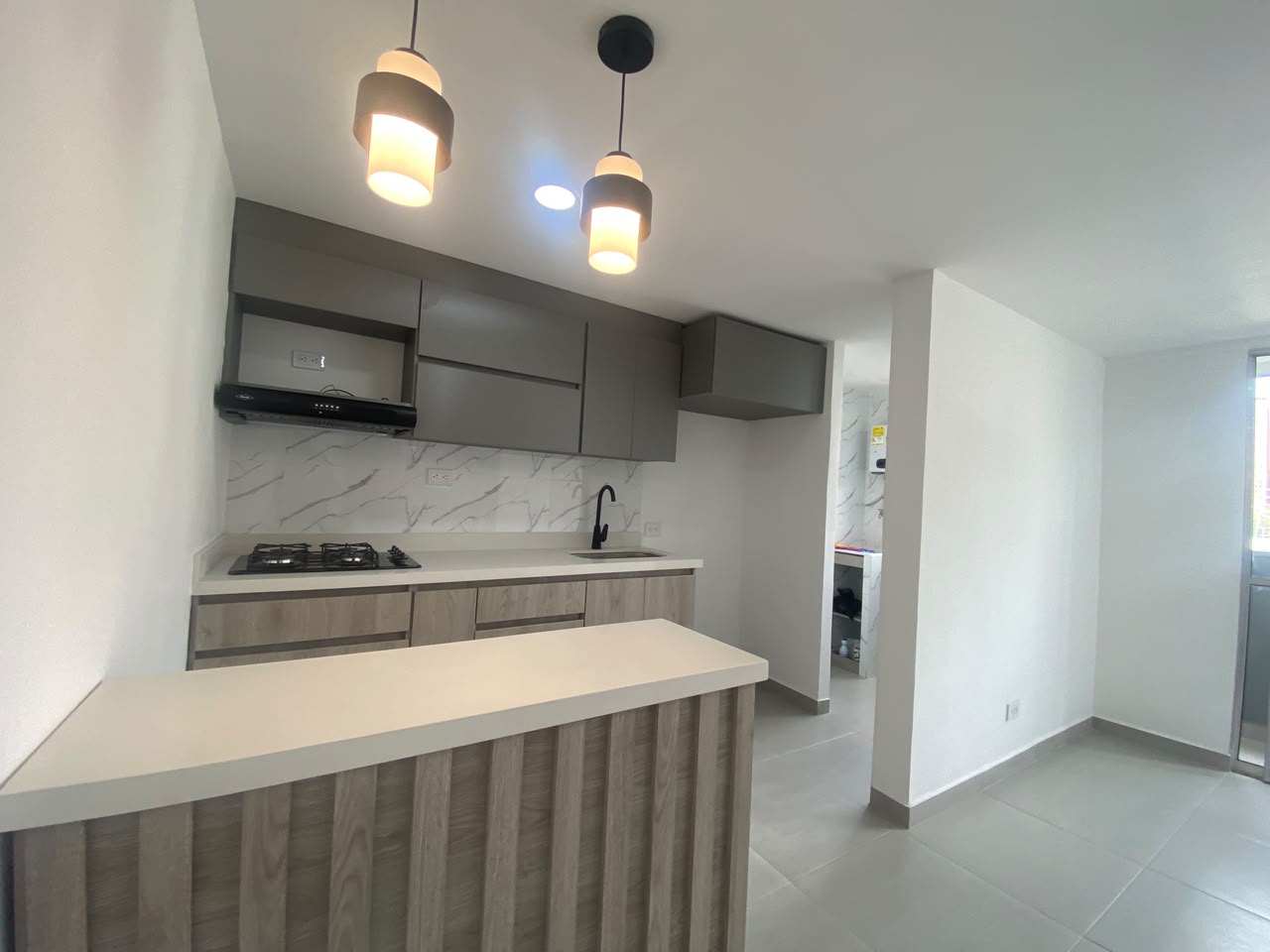 CABAÑA EN ARRIENDO EN SANTA ELENA BARRO BLANCO