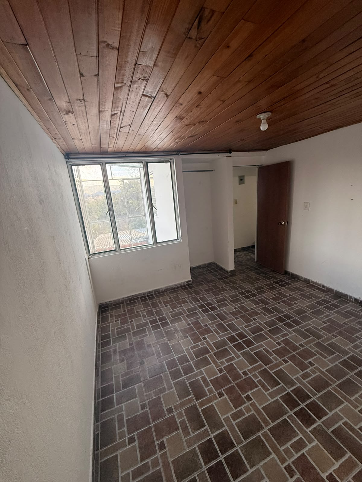 Arriendo Minibodega en Montevideo Bogotá con Acceso Digital
