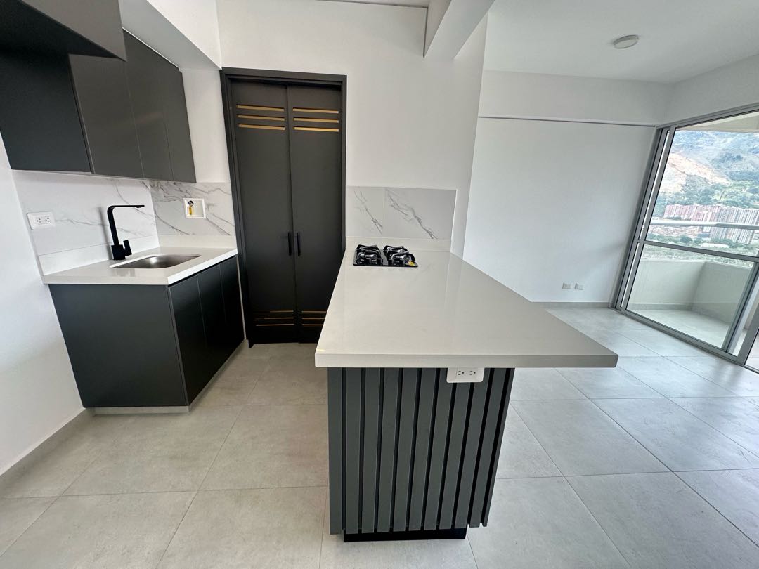 Apartamento Amplio para estrenar en Fabricato, Bello