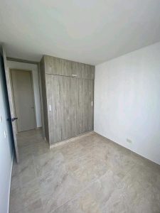 apartamento_para_alquiler_en_e_1739219082-8687_8640.jpeg