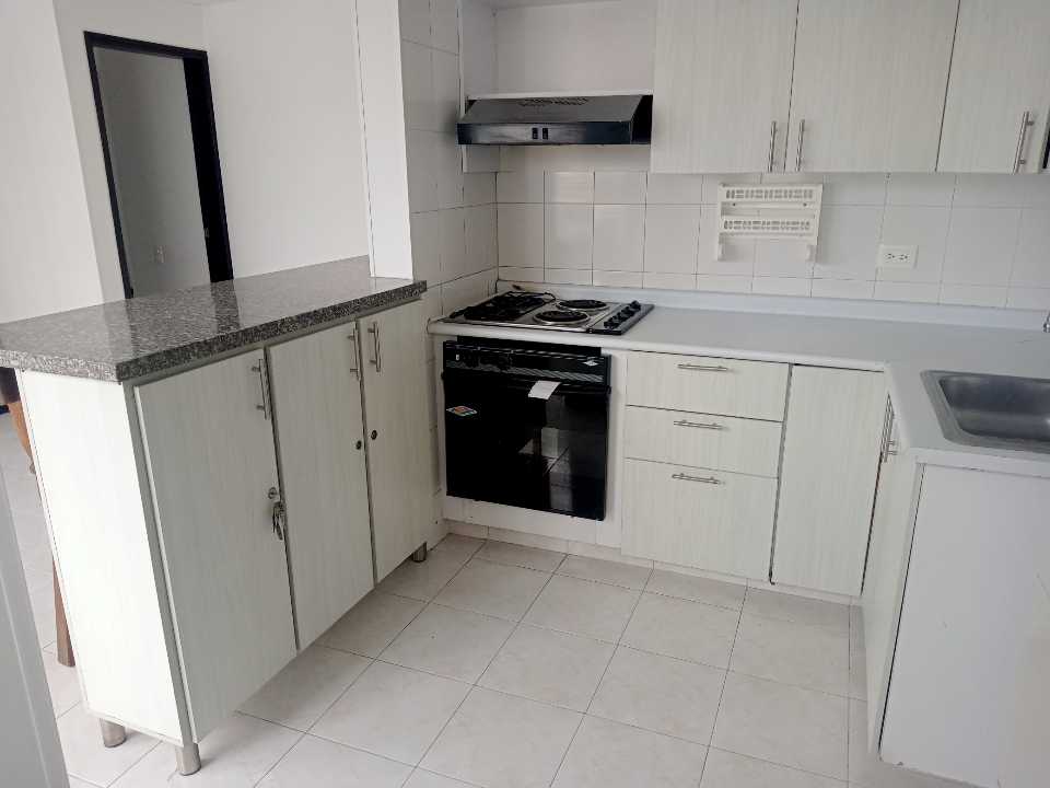 ARRIENDO APARTAMENTO DE 1 ALCOBA EN ALAMOS PEREIRA