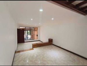 arriendo_casa_en_santa_monica_1789392170-9024_6610.jpeg