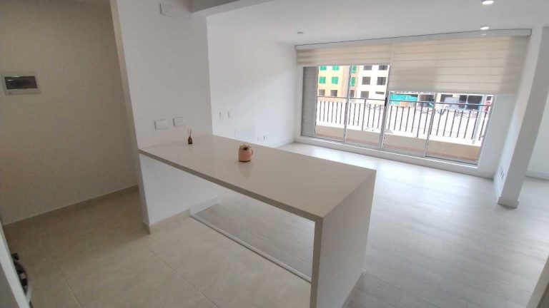 Cajica, Huertas oriental II, 78 M2, piso 3