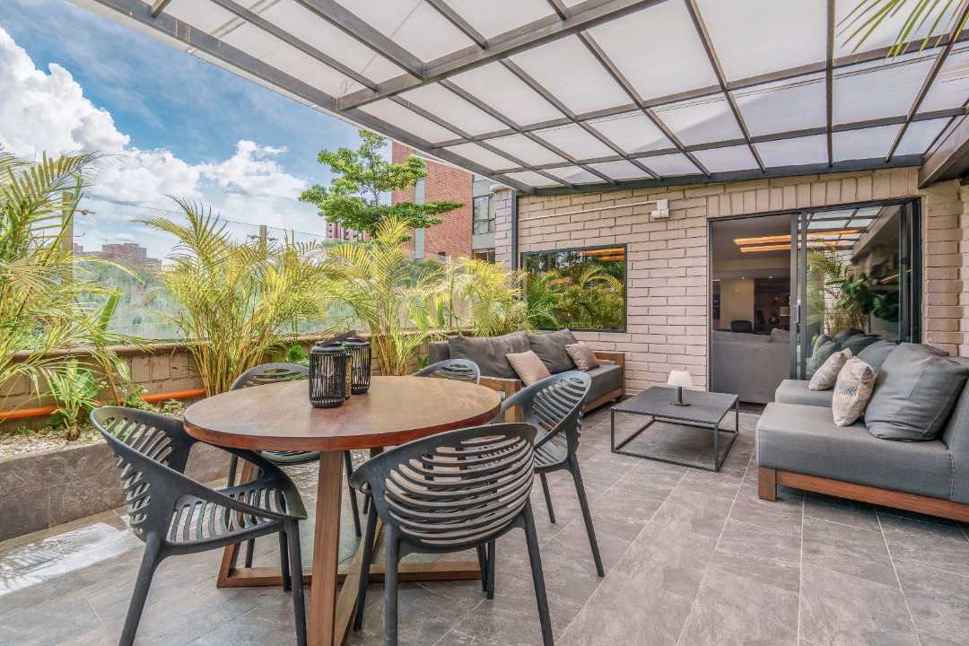PENTHOUSE AMOBLADO EN ARRIENDO POBLADO SAN LUCAS