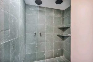 enorme_apartamento_amoblado_co_1784170865-3356_2120.jpeg