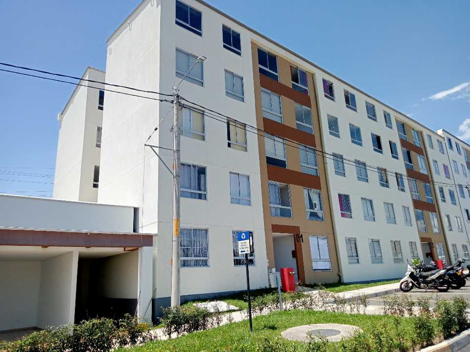 RENTO APARTAMENTO PARA ESTRENAR EN BOSQUES DE CUBA 2