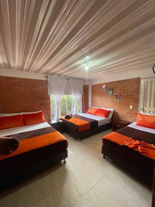 RENTO ECO-HOTEL EN LA GRAMINEA VARIANTE CONDINA