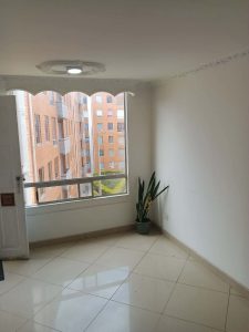 Apartamento en arriendo. Soacha, estación San Mateo Transmilenio, Mercurio Gran Plaza