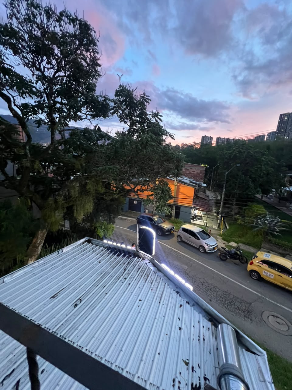 ALQUILER APARTAMENTO CIUDAD GUABINAS
