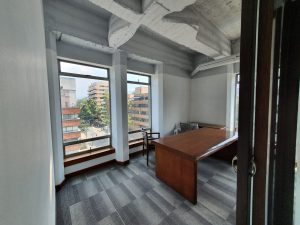 Oficinas Chicó: 285m2, 3 baños y 5 parqueaderos