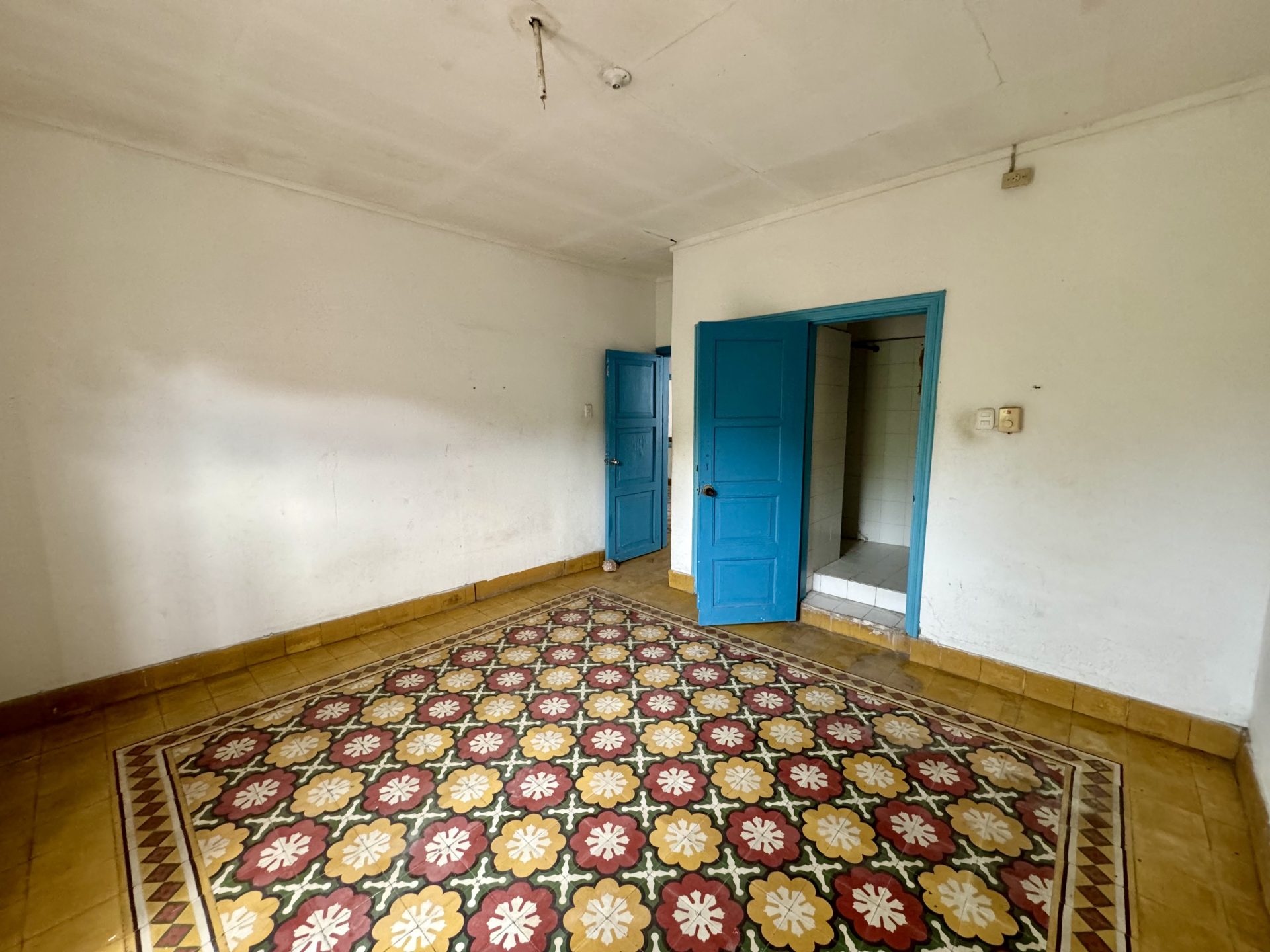CASA COMERCIAL EN VENTA O ARRIENDO – SAN DIEGO